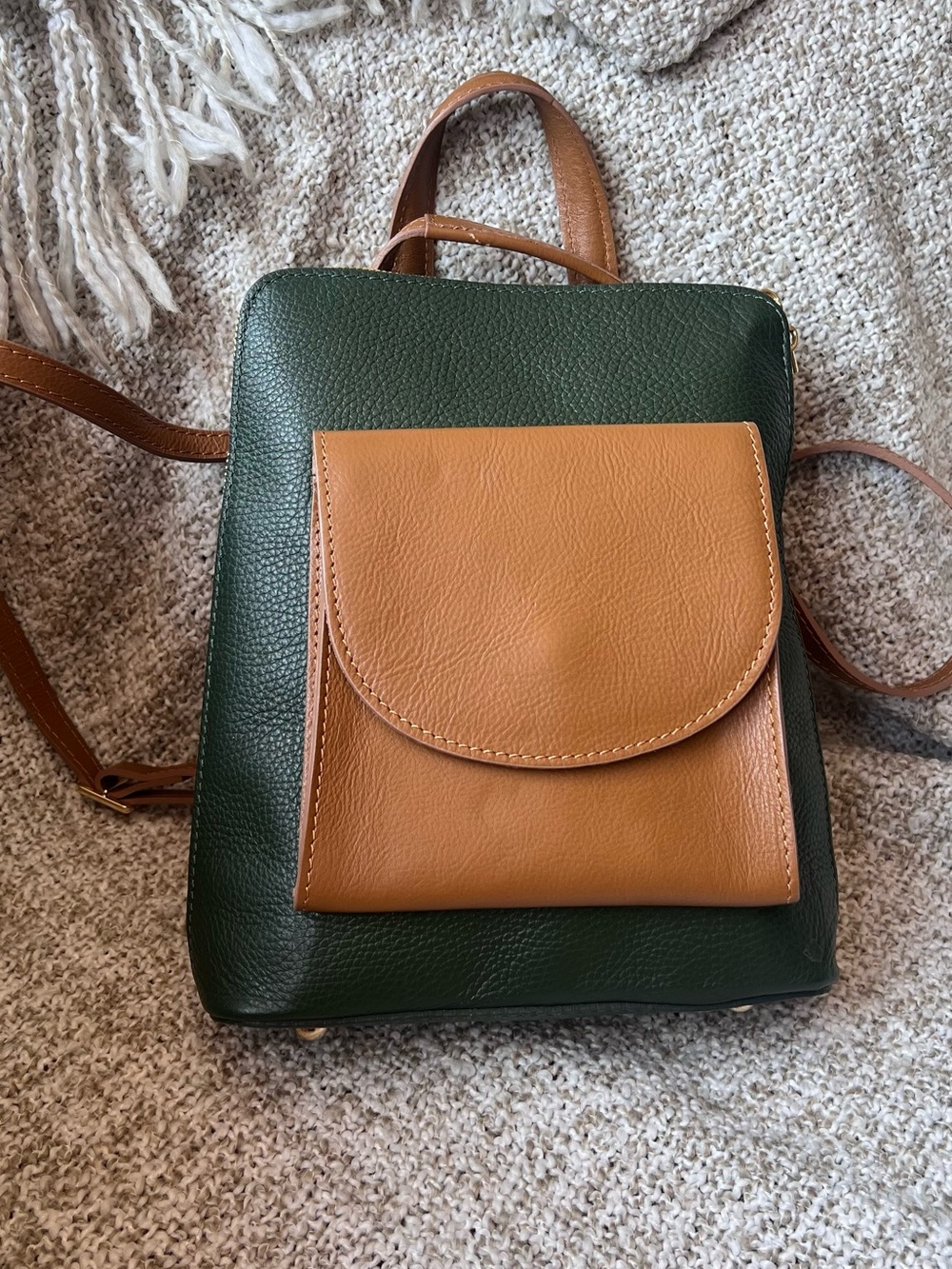 Divina Firenze Italian Pebbled Leather Convertible Backpack Purse